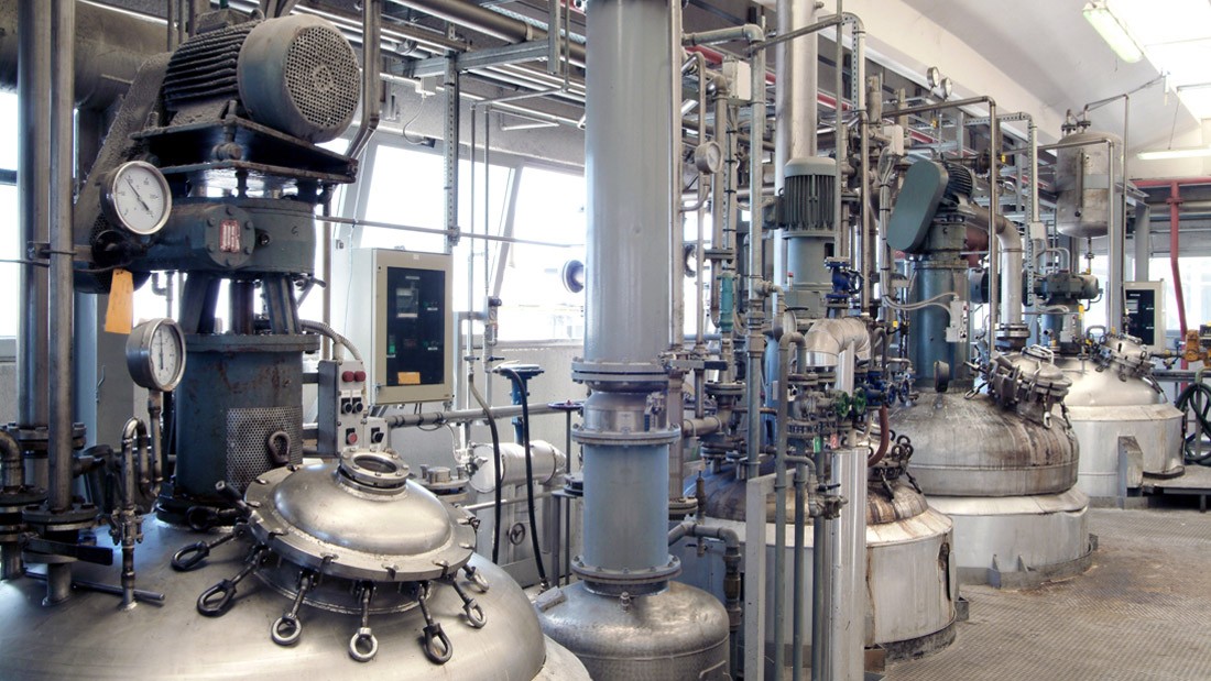 Metering of Fluids in Chemical Production 